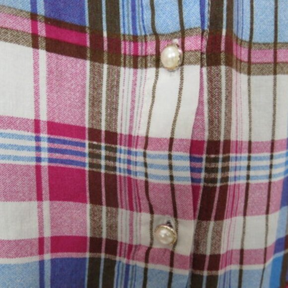 Papillon Sleeveless Button Down High Low Plaid Tunic - Picture 5 of 6